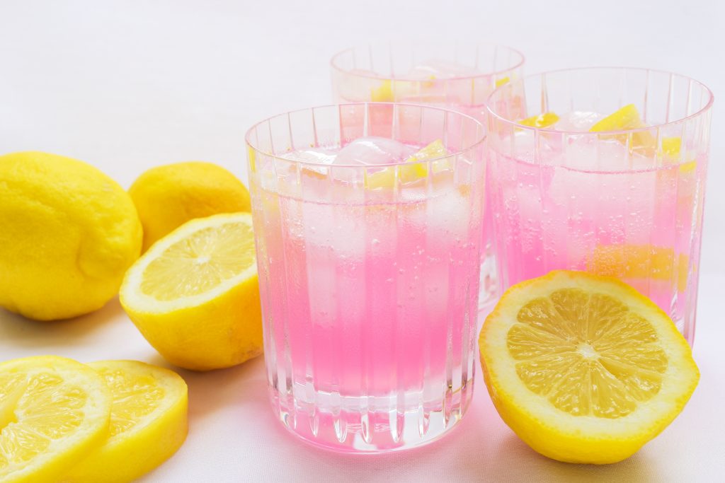 Drinks-do-verão-pink-lemonade