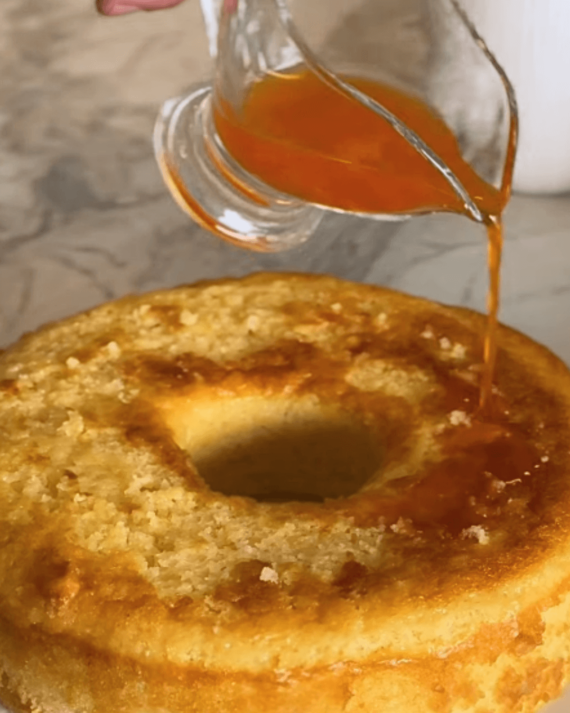 Bolo de Tangerina Sem Açúcar com Calda Dilute